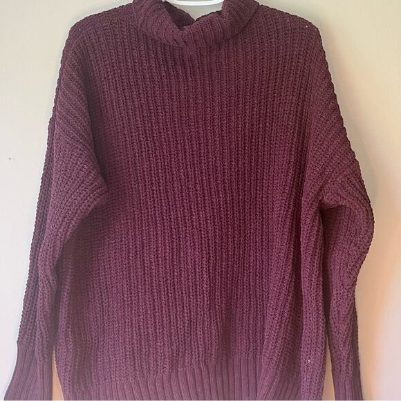 Aerie Burgundy Long Sleeve Turtle Neck Sweater Size Small - Picture 6 of 11